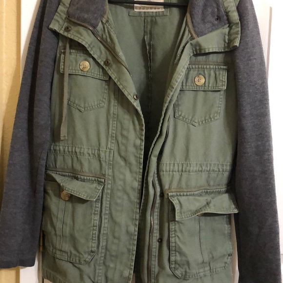 Jacket - Picture 2 of 4